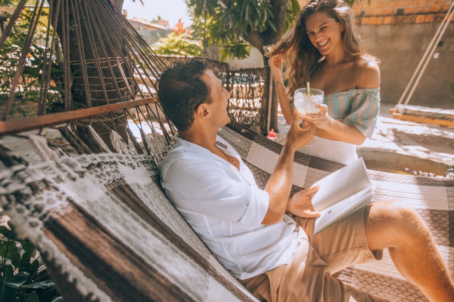 Pousada em Maragogi revoluciona hospedagem com conceito autêntico, permitindo topless e lança curso digital sobre Airbnb