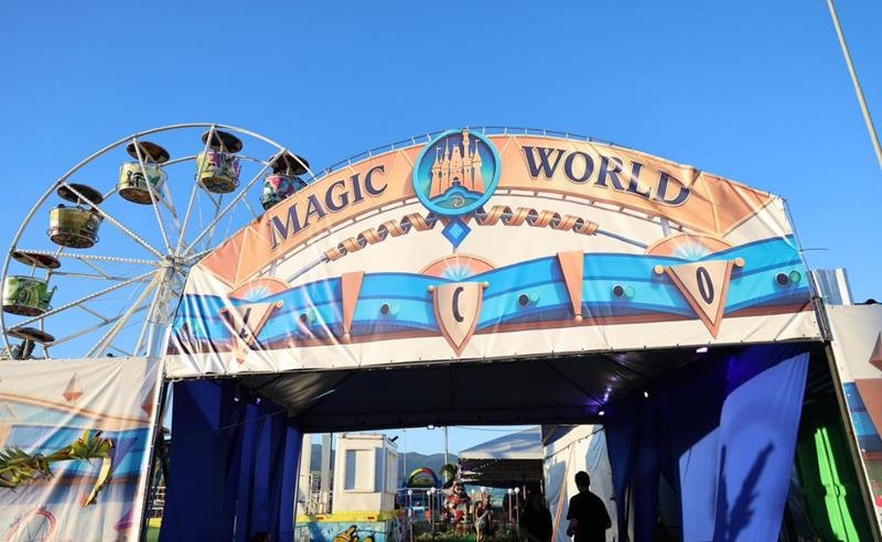 Magic World Experience estreia em Campo Grande (RJ) com magia inspirada nos principais parques do mundo