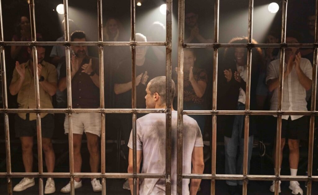Após longa temporada de sucesso de público e crítica, “A Pequena Prisão” volta aos palcos para apenas nove apresentações na Casa de Cultura Laura Alvim