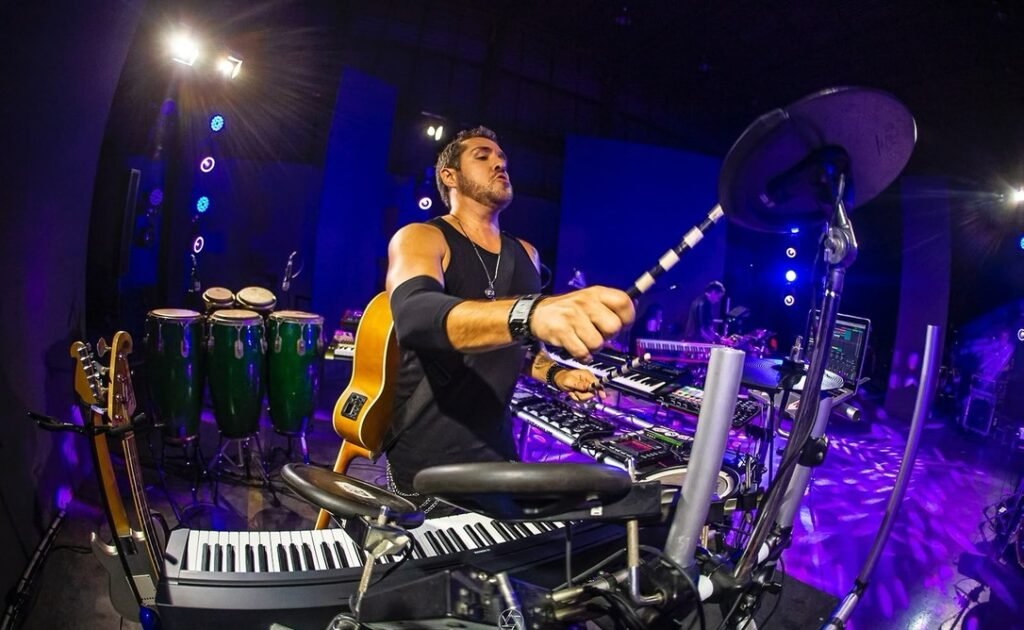 Rey Vercosa: brasileiro por trás de mais de 2 mil obras musicais