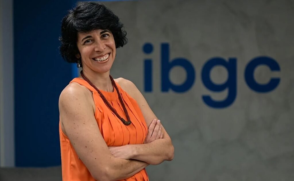 IA avança na Governança Corporativa, mas decisões estratégicas continuam dependendo de pessoas, alerta diretora-geral do IBGC
